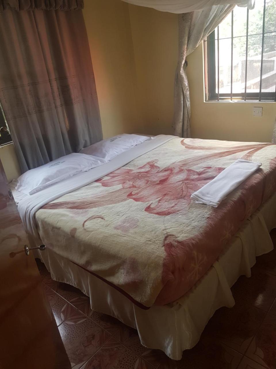 Center Inn Arusha Buitenkant foto